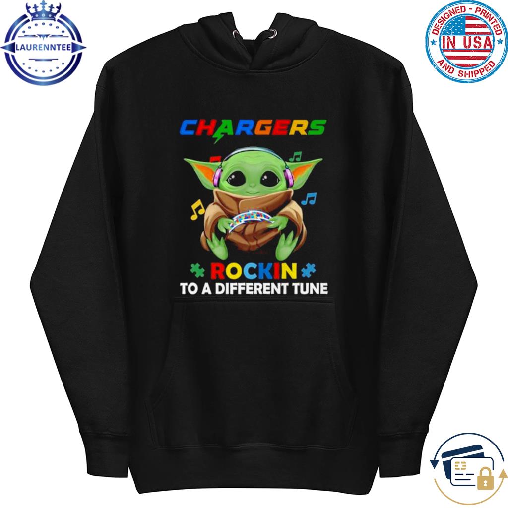 Star Wars Baby Yoda hug Los Angeles Chargers shirt, hoodie, sweater, ladies- tee and tank top